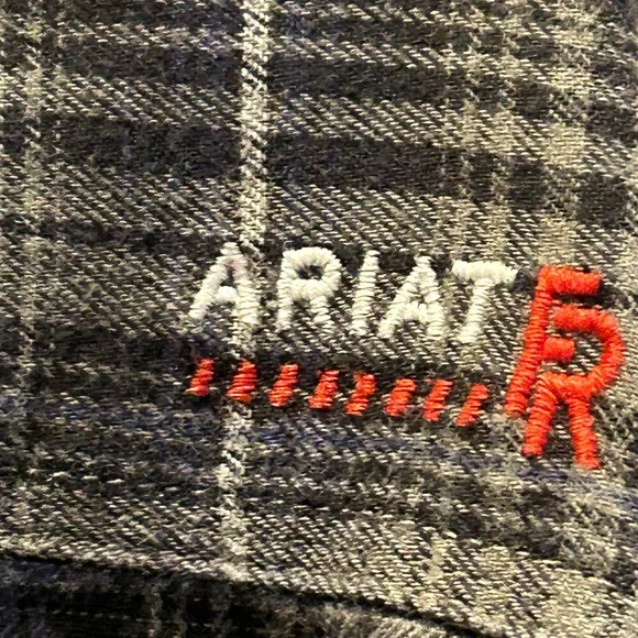 Ariat FR men XL insulated shirt jacket - Picture 6 of 8